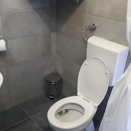 Smestaj Pandora Sobe Sa Kupatilom * Jagodina