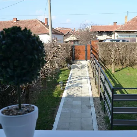 Smestaj Pandora Sobe Sa Kupatilom Lägenhet