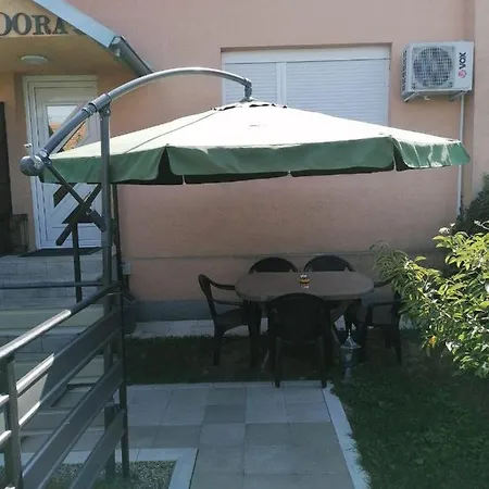 Smestaj Pandora Sobe Sa Kupatilom