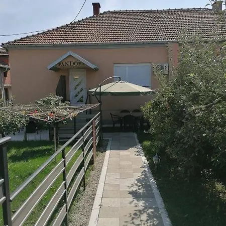 Smestaj Pandora Sobe Sa Kupatilom *