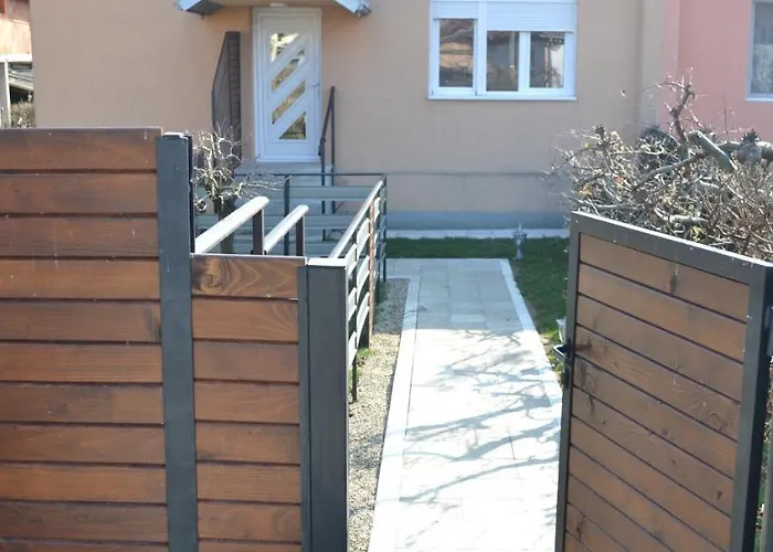 Smestaj Pandora Sobe Sa Kupatilom * Jagodina